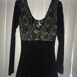 Windsor Black lace dress with shorts